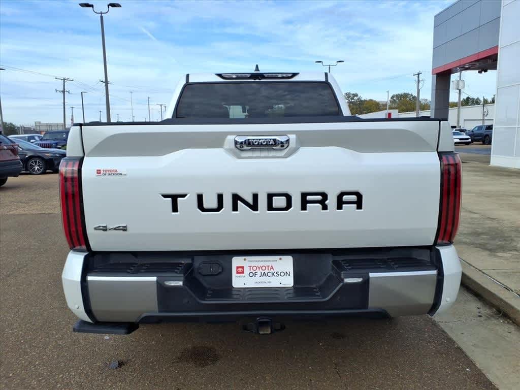 Thumbnail: 2024 Toyota Tundra - 6