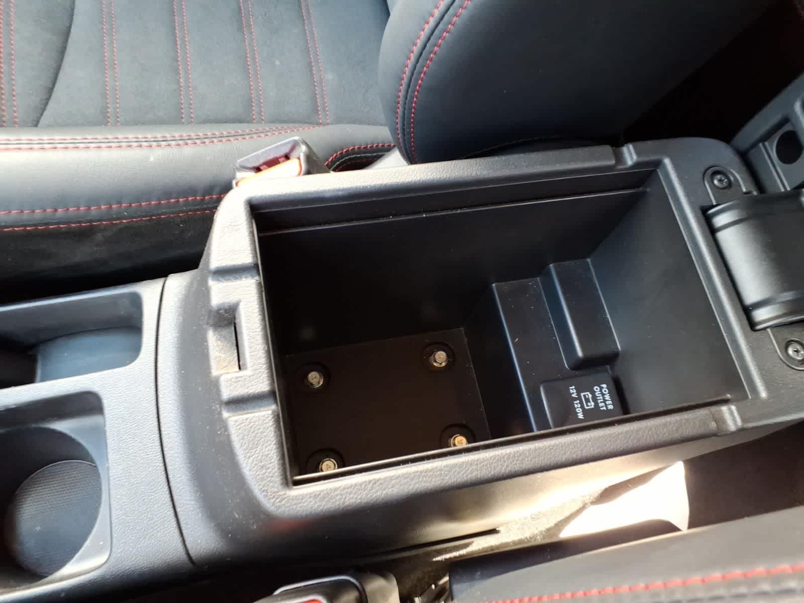 Thumbnail: 2022 Mitsubishi Outlander Sport - 22