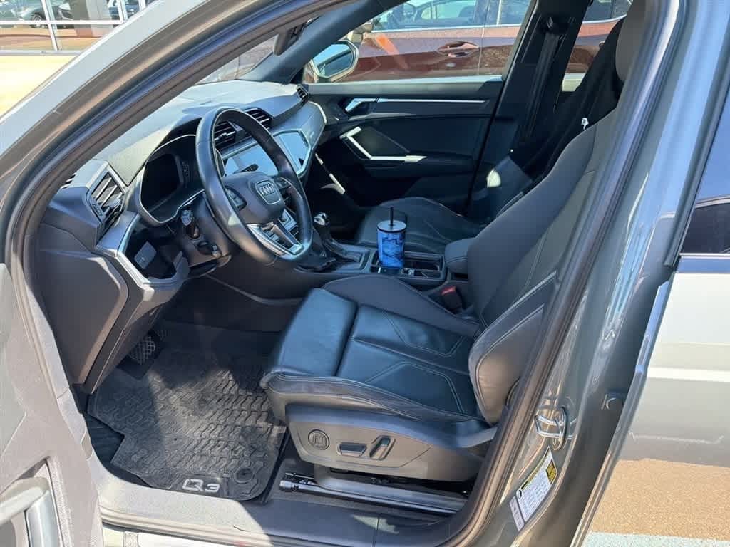 Thumbnail: 2022 Audi Q3 - 7