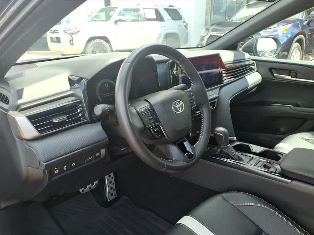 Thumbnail: 2025 Toyota Camry - 10