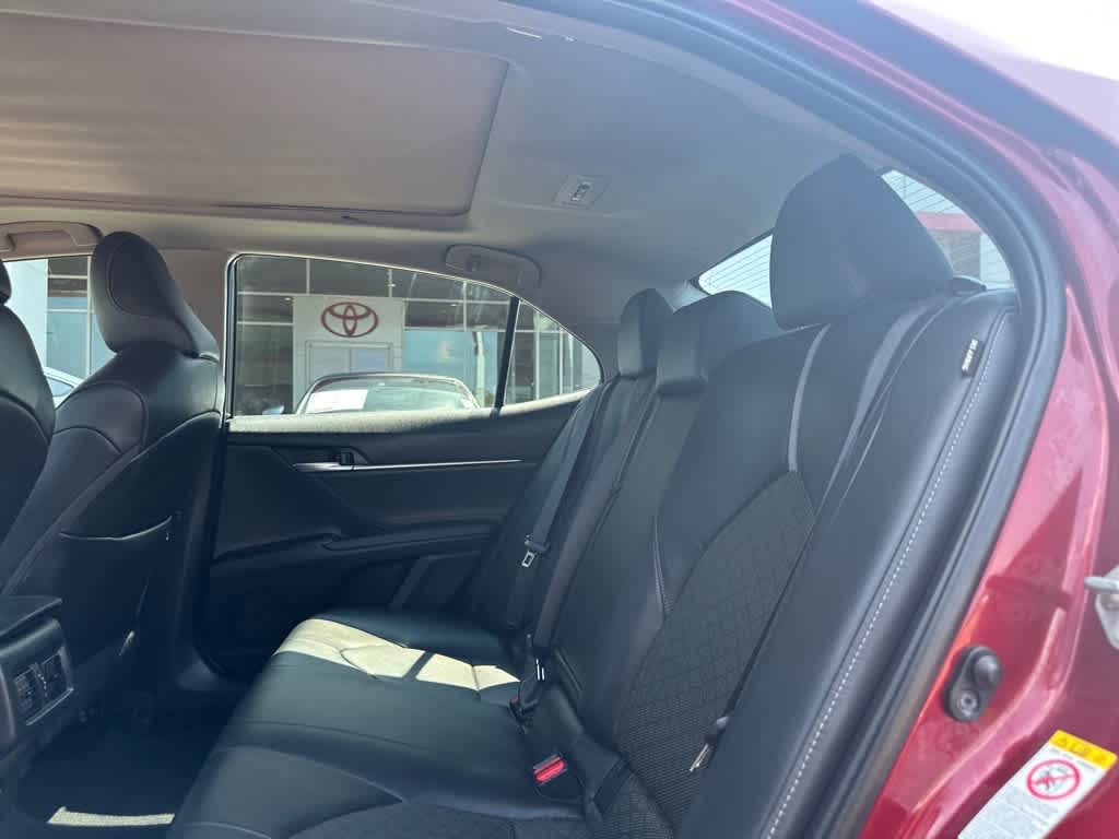 Thumbnail: 2018 Toyota Camry - 28