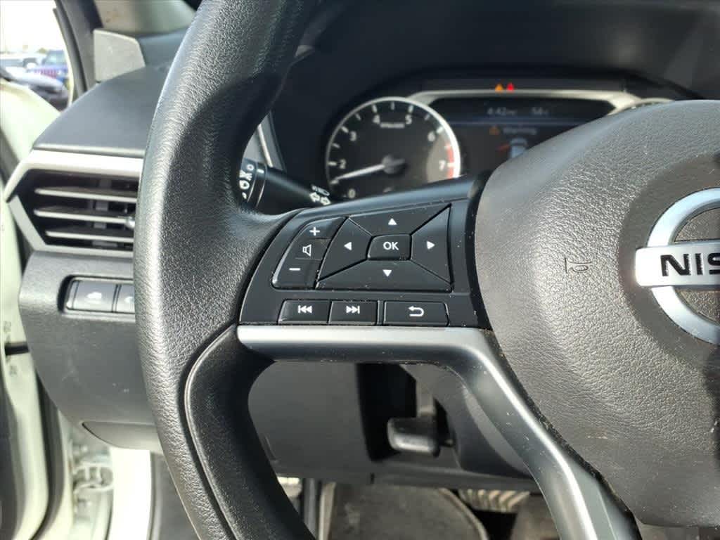 Thumbnail: 2020 Nissan Altima - 14