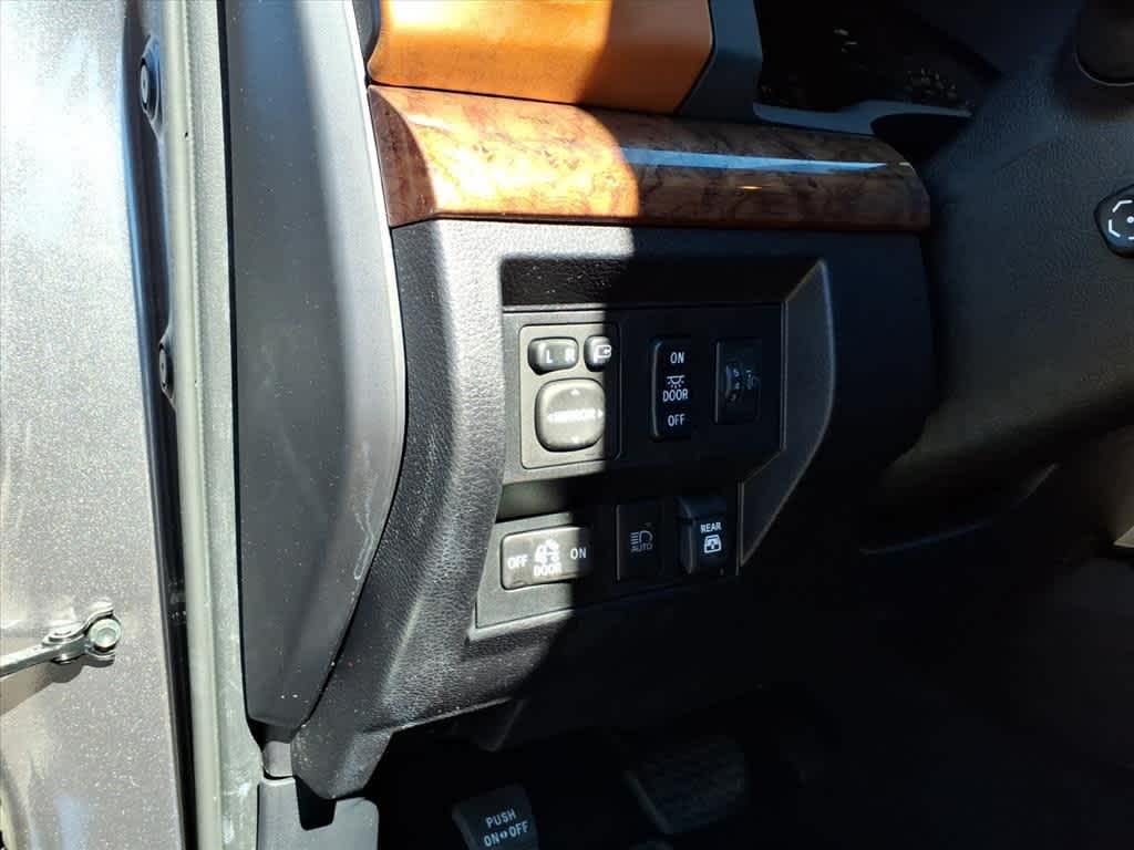 Thumbnail: 2021 Toyota Tundra - 13