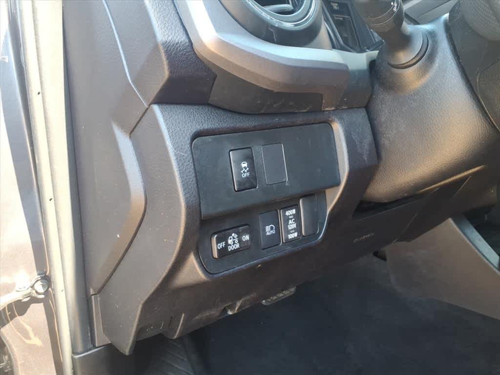 Thumbnail: 2023 Toyota Tacoma - 14