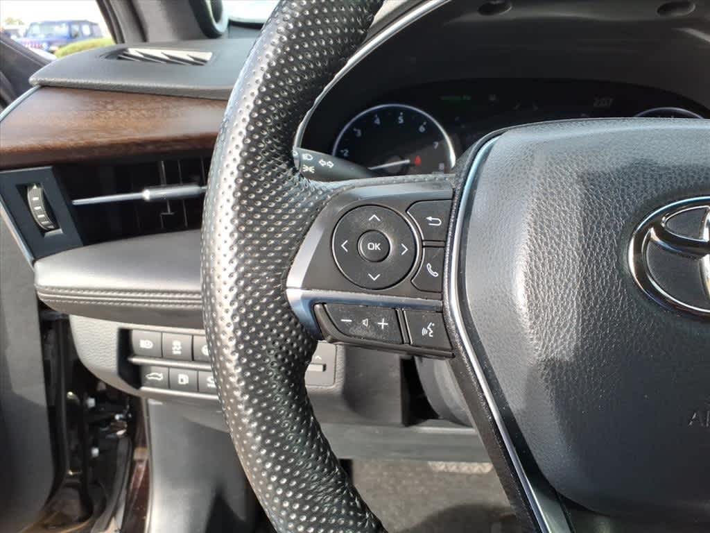 Thumbnail: 2022 Toyota Avalon - 14