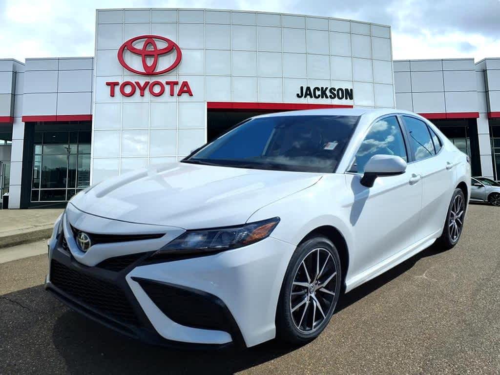 2021 Toyota Camry SE -
                  Jackson, MS