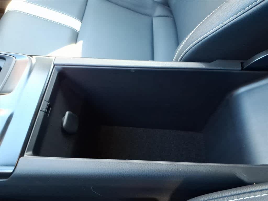 Thumbnail: 2025 Toyota Camry - 22