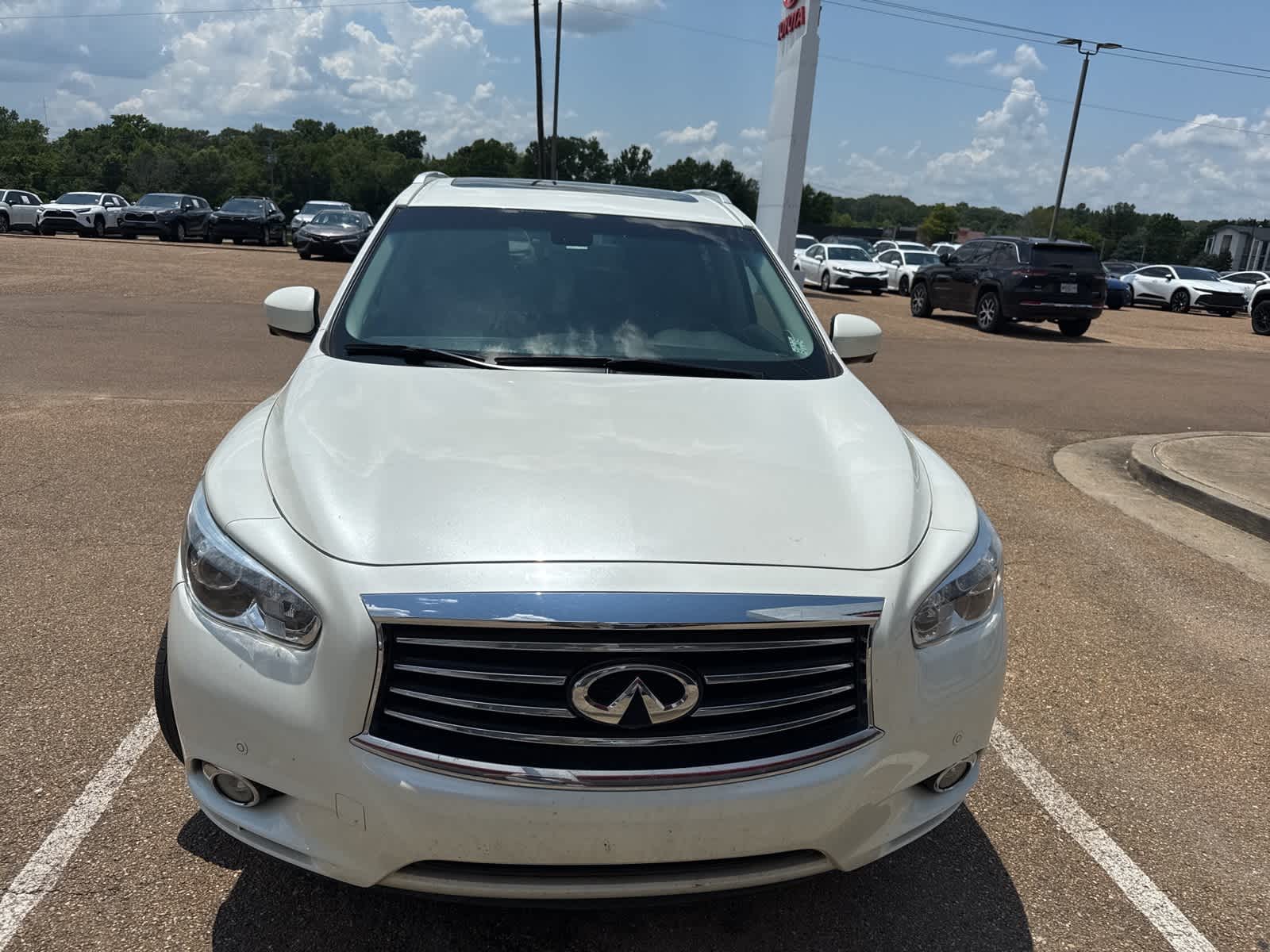Thumbnail: 2015 INFINITI QX60 - 2