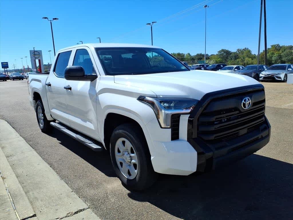 Thumbnail: 2024 Toyota Tundra - 3