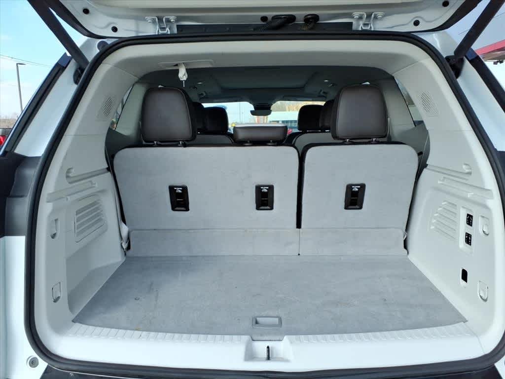 Thumbnail: 2025 GMC Acadia - 9