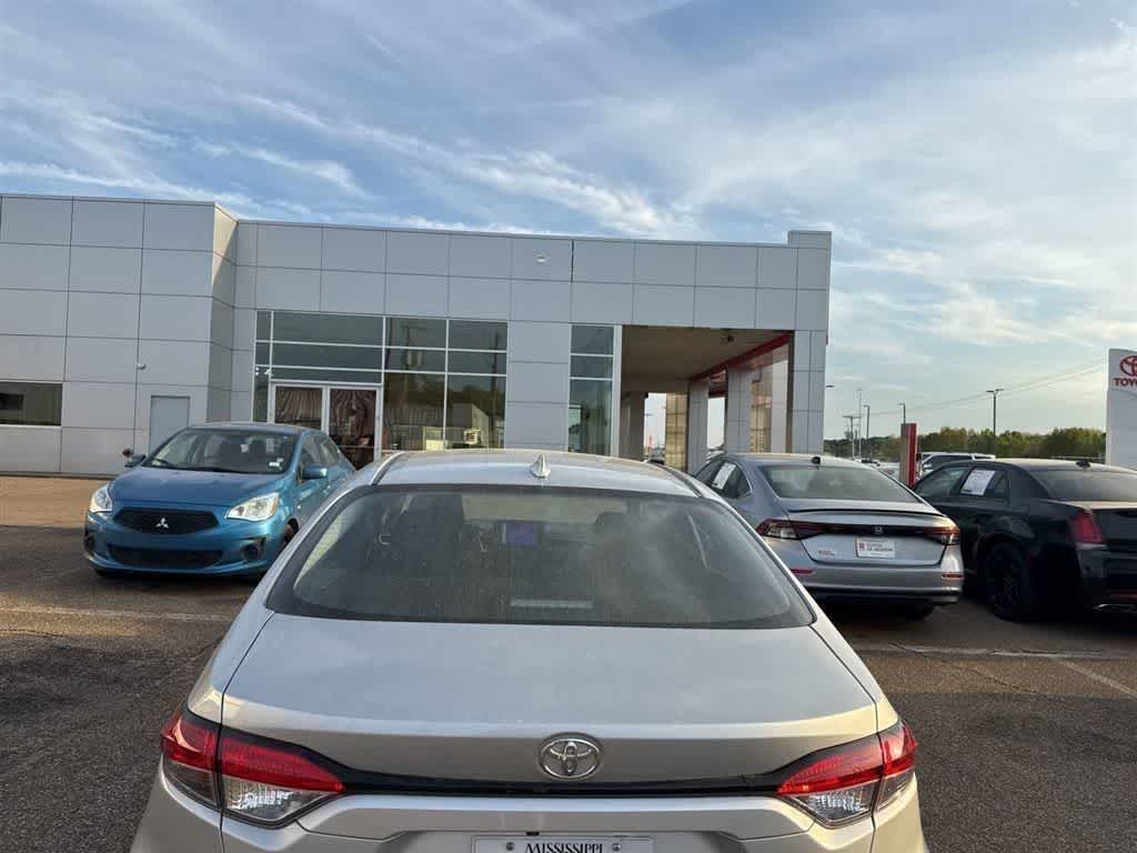 Thumbnail: 2024 Toyota Corolla - 4