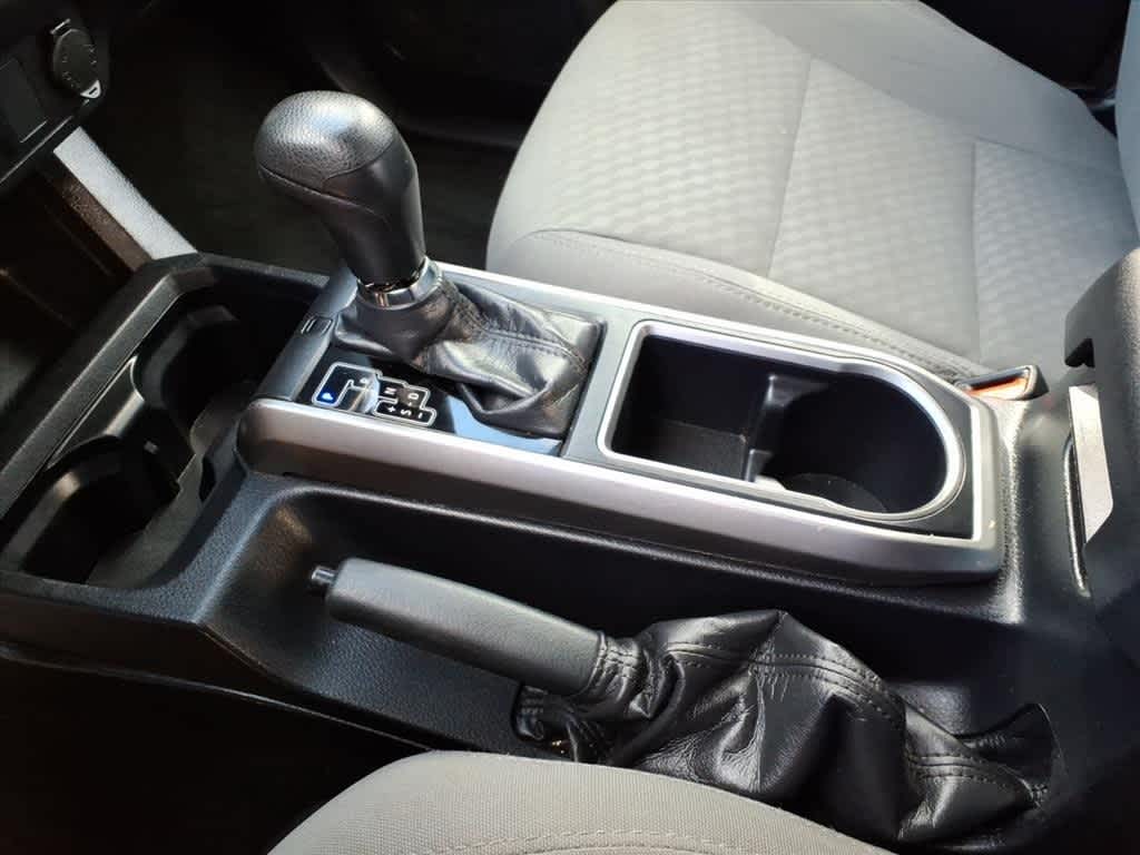 Thumbnail: 2020 Toyota Tacoma - 22