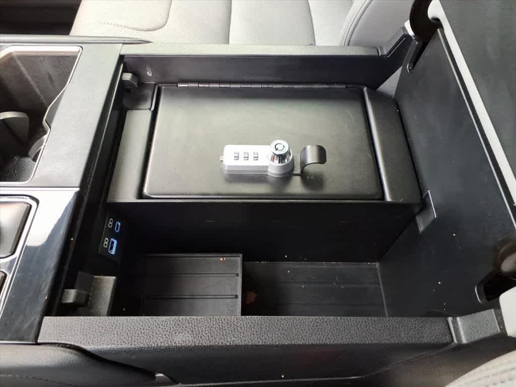 Thumbnail: 2024 Toyota Tundra - 23