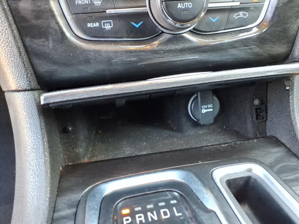 Thumbnail: 2019 Chrysler 300 - 20