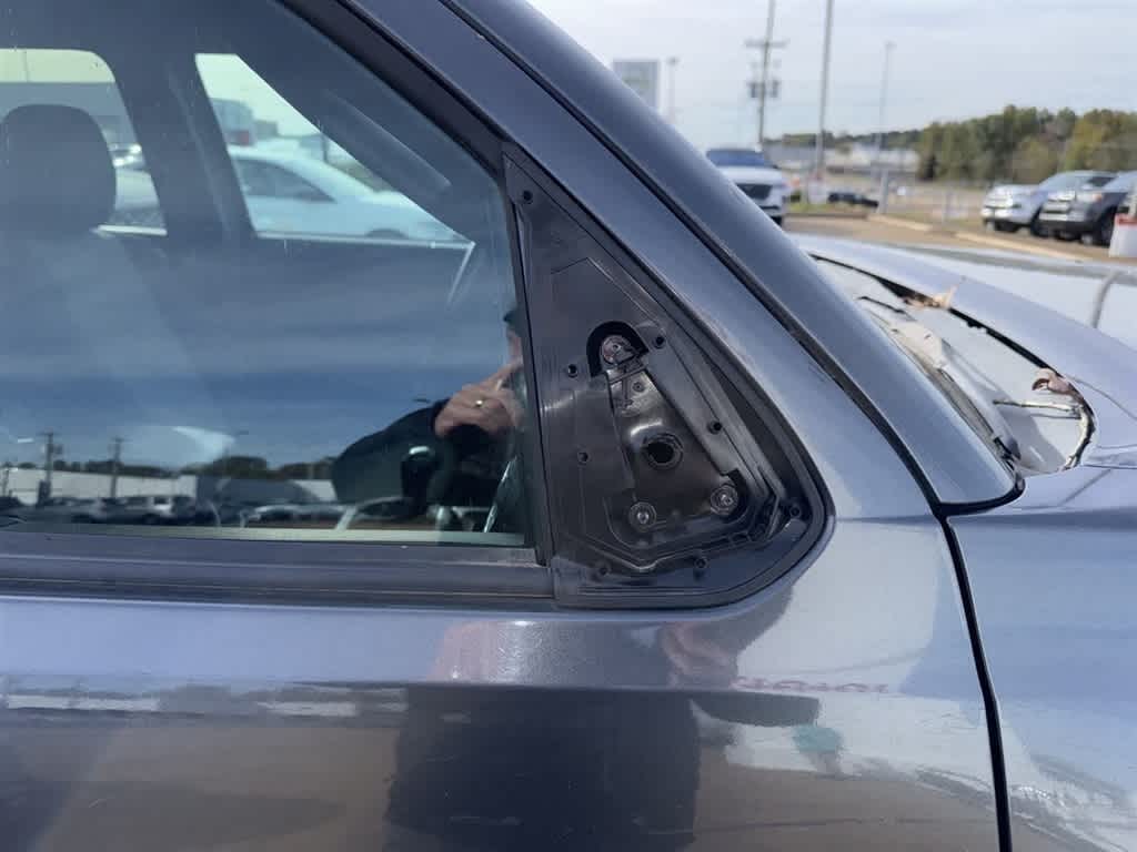 Thumbnail: 2021 Toyota Tacoma - 6