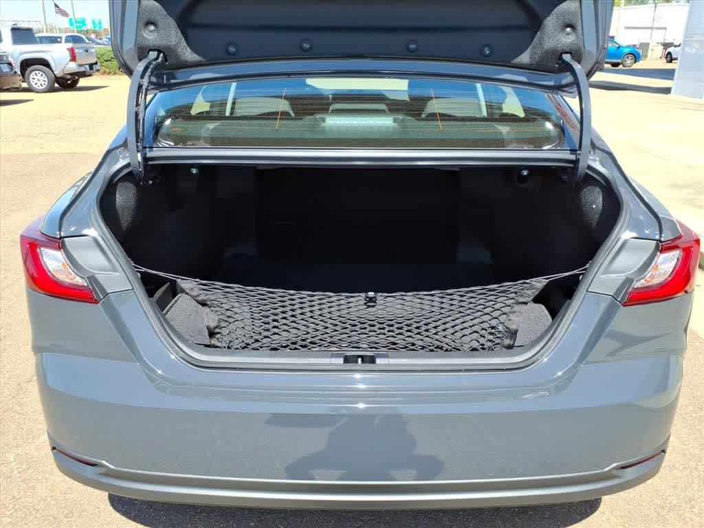 Thumbnail: 2026 Toyota Camry - 8