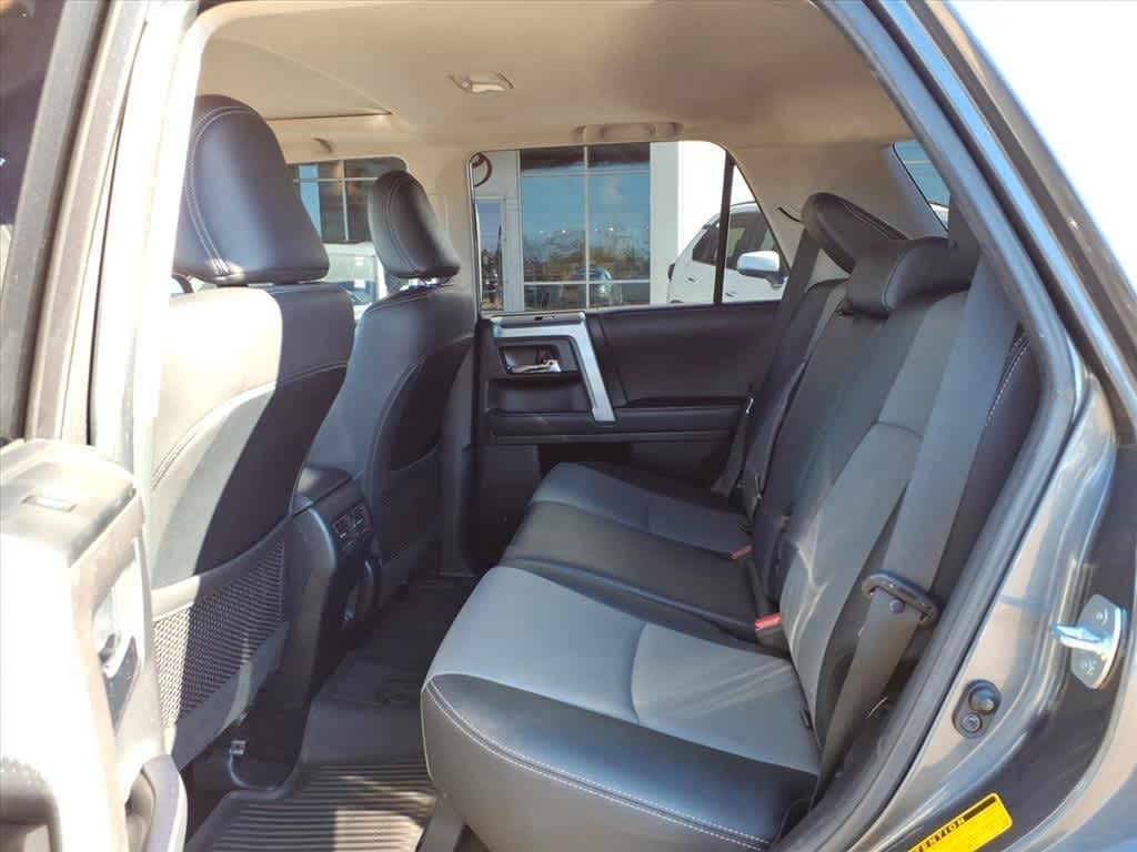 Thumbnail: 2022 Toyota 4Runner - 27