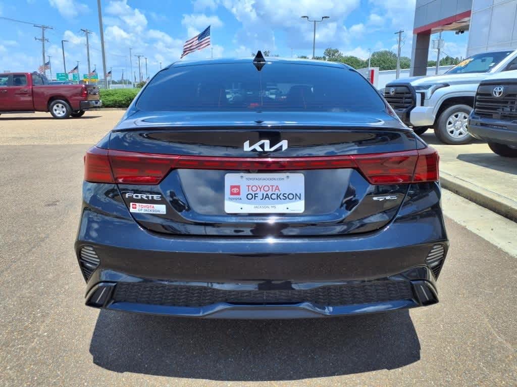 Thumbnail: 2023 Kia Forte - 6