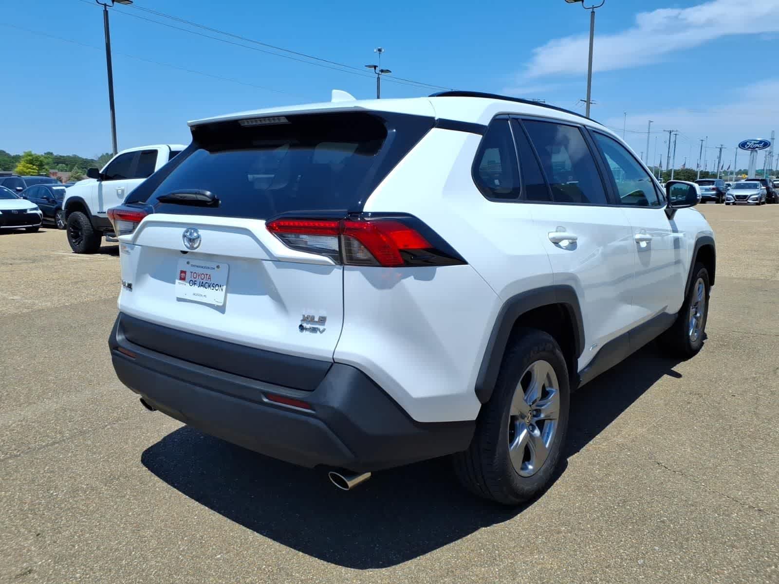 Thumbnail: 2025 Toyota RAV4 - 5