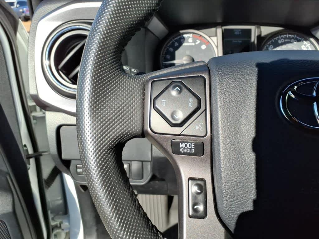 Thumbnail: 2023 Toyota Tacoma - 15