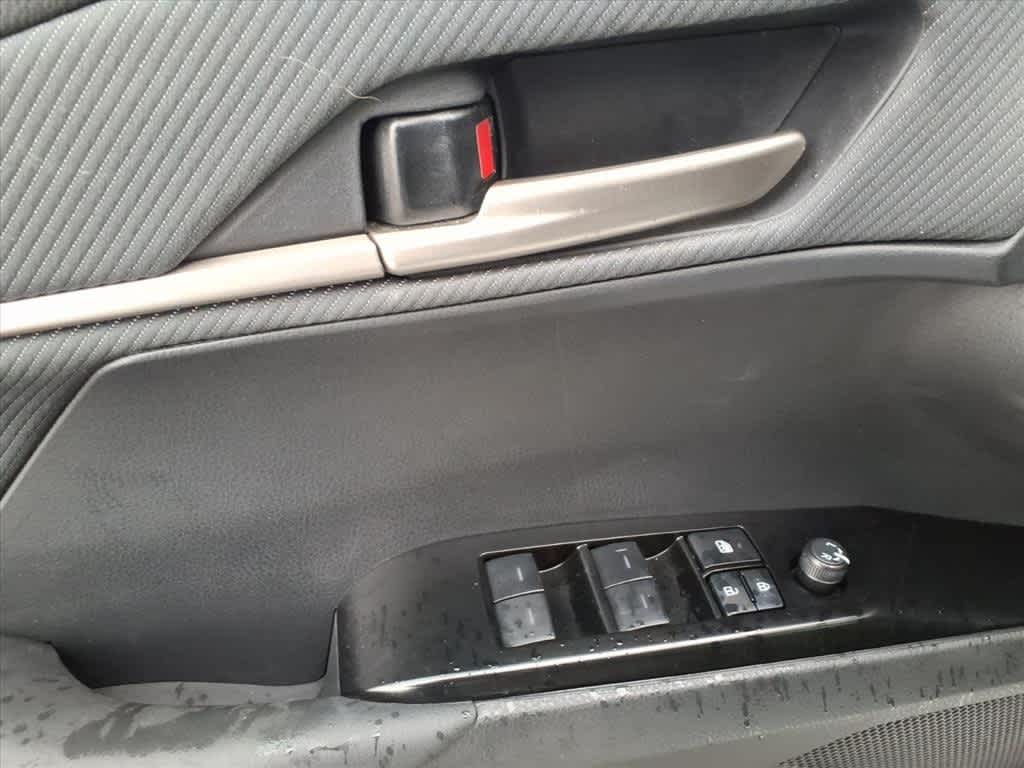 Thumbnail: 2025 Toyota Camry - 12