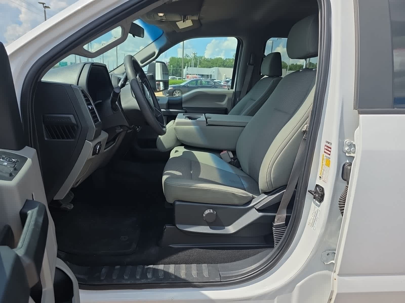 Thumbnail: 2019 Ford F-350 - 7