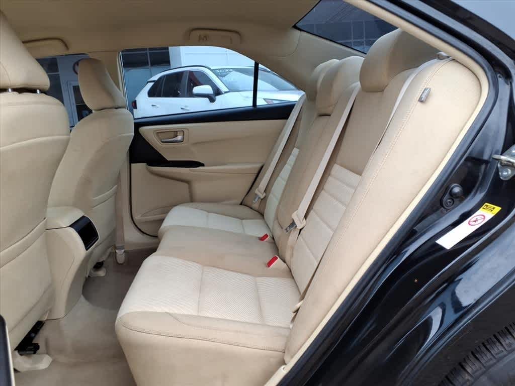 Thumbnail: 2015 Toyota Camry - 28