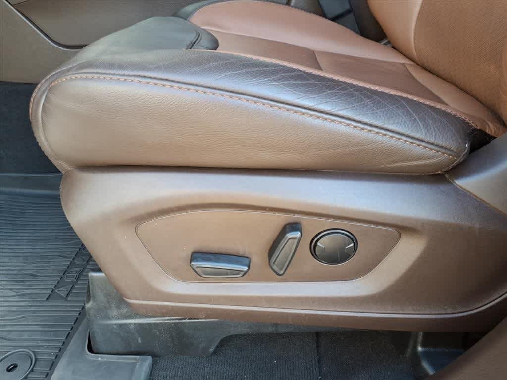 Thumbnail: 2022 Ford Explorer - 12