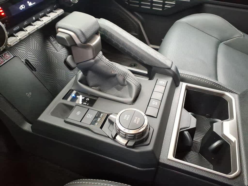 Thumbnail: 2025 Toyota 4Runner - 22