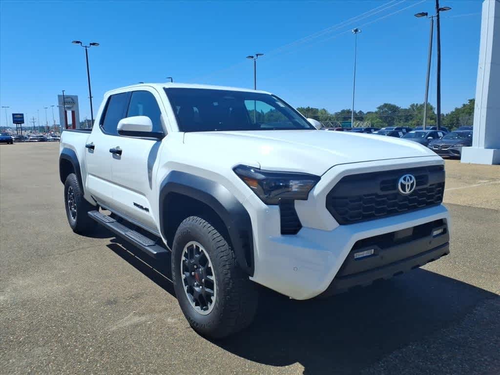 Thumbnail: 2025 Toyota Tacoma - 3