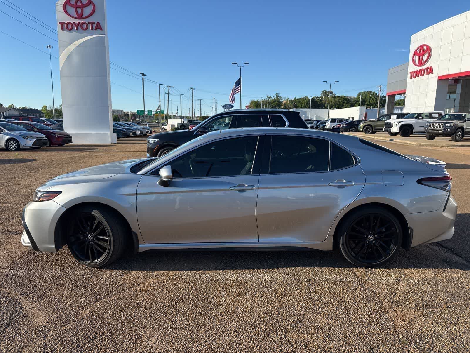Thumbnail: 2021 Toyota Camry - 1