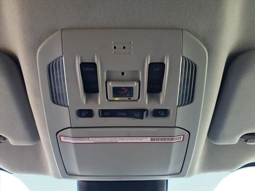 Thumbnail: 2021 Toyota Highlander - 24