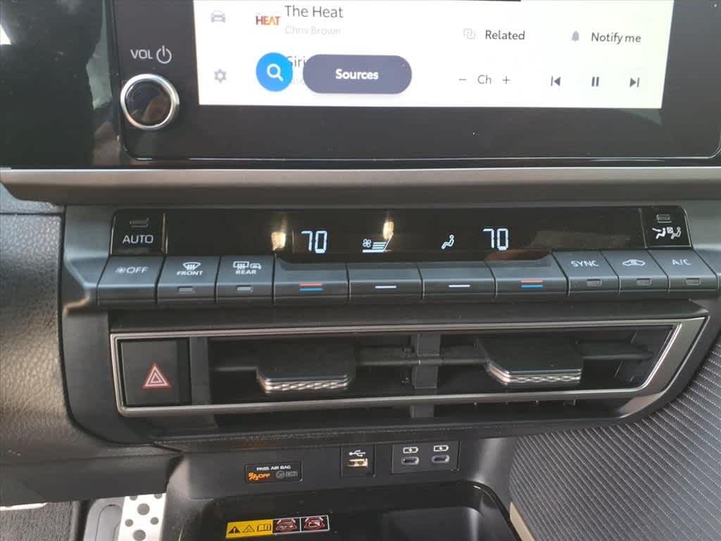 Thumbnail: 2026 Toyota Camry - 19