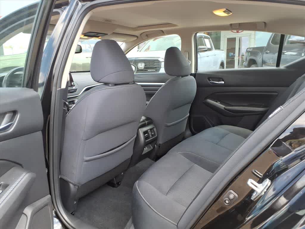 Thumbnail: 2019 Nissan Altima - 29