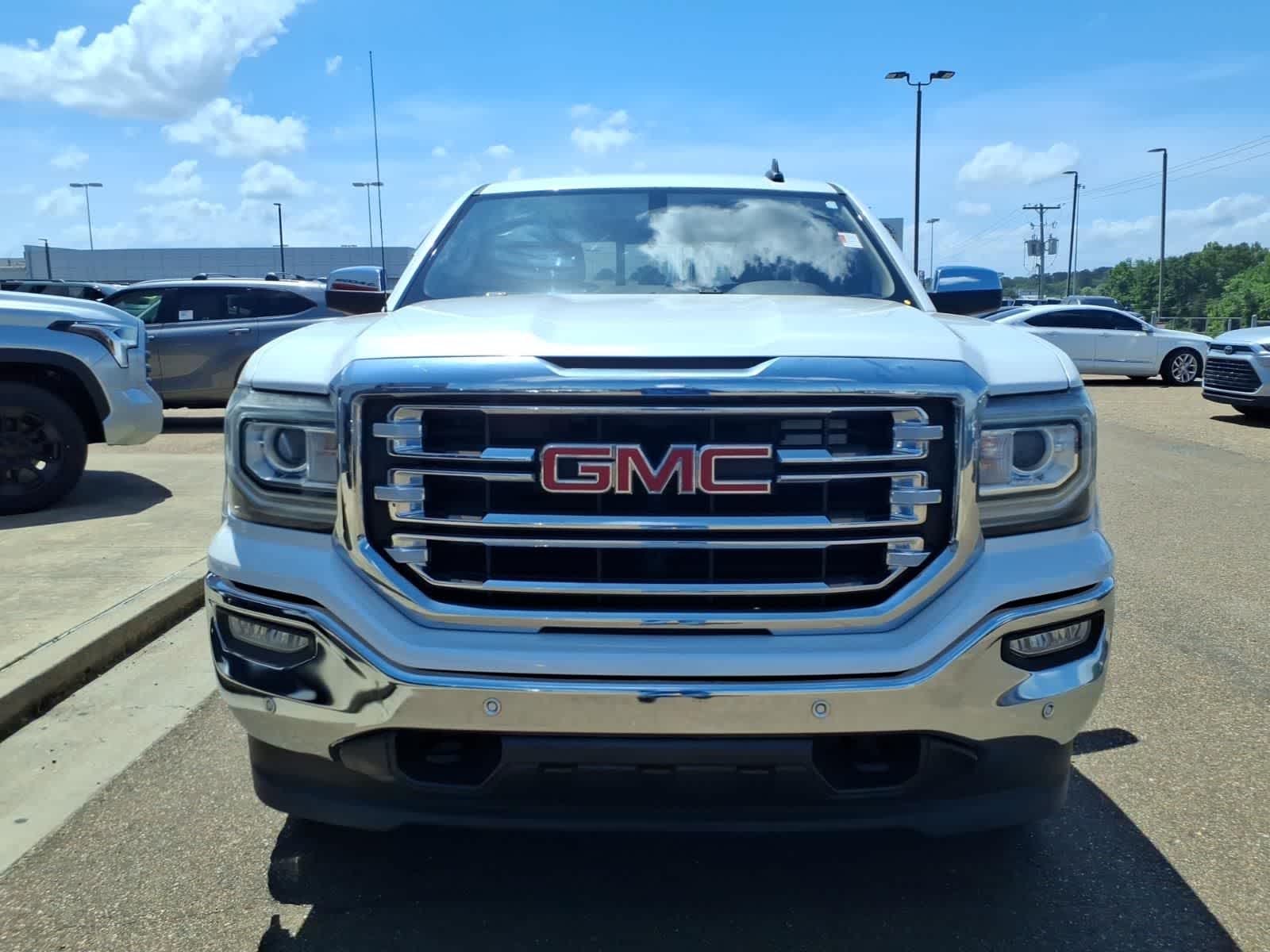 Thumbnail: 2018 GMC Sierra 1500 - 2