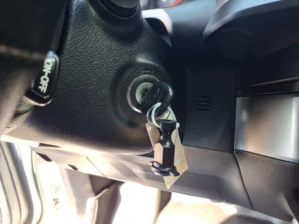 Thumbnail: 2020 Toyota Tacoma - 17