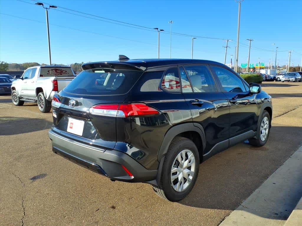 Thumbnail: 2025 Toyota Corolla Cross - 5