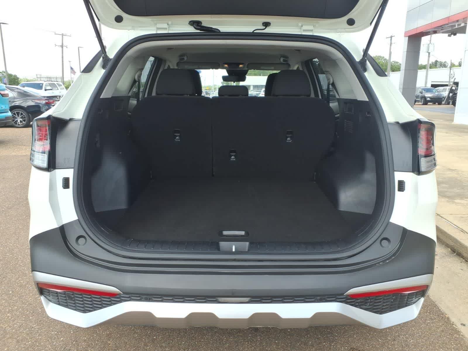 Thumbnail: 2024 Kia Sportage - 9