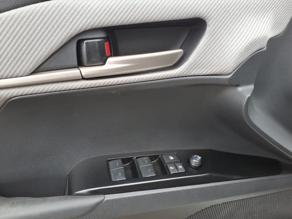 Thumbnail: 2025 Toyota Camry - 12