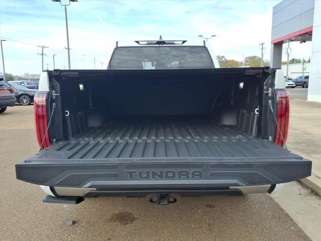 Thumbnail: 2024 Toyota Tundra - 9