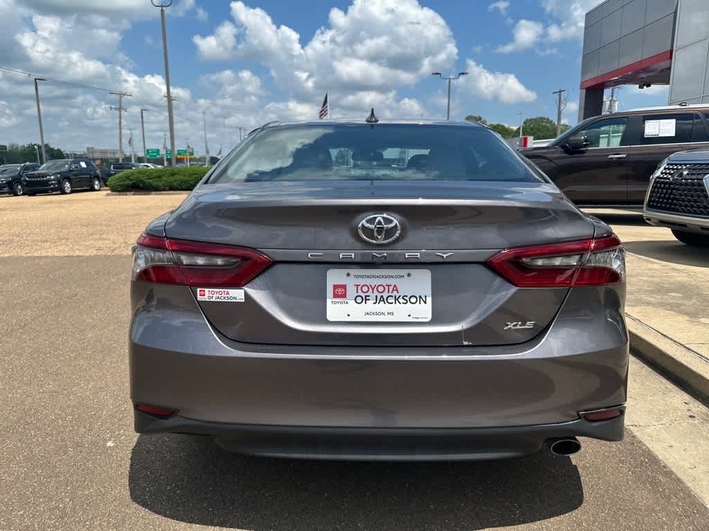 Thumbnail: 2023 Toyota Camry - 6
