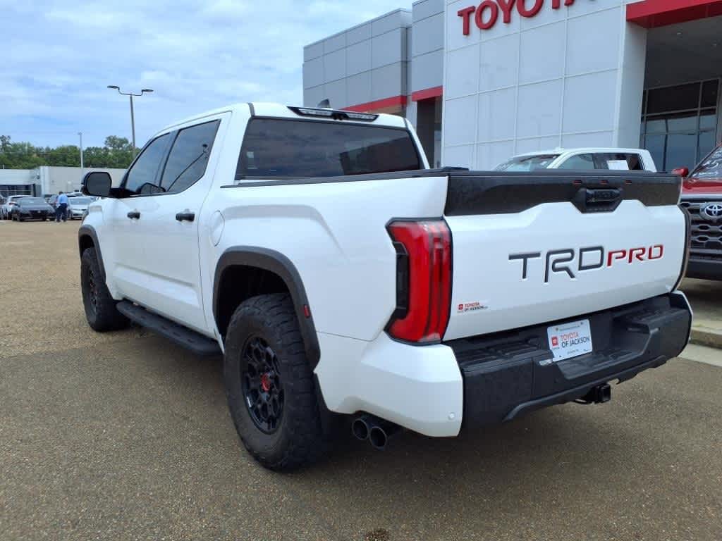 Thumbnail: 2022 Toyota Tundra - 7