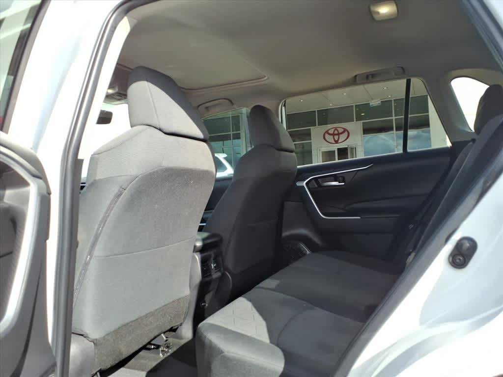 Thumbnail: 2022 Toyota RAV4 - 30