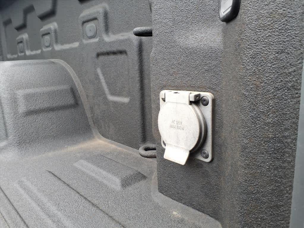 Thumbnail: 2024 Chevrolet Silverado 1500 - 8