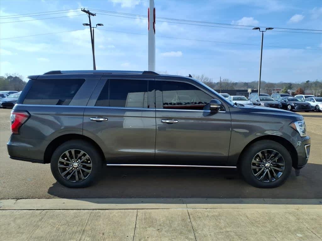 Thumbnail: 2019 Ford Expedition - 4