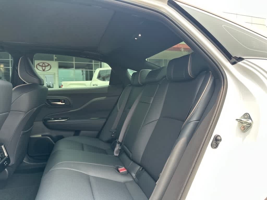 2025 Toyota Crown Platinum 28