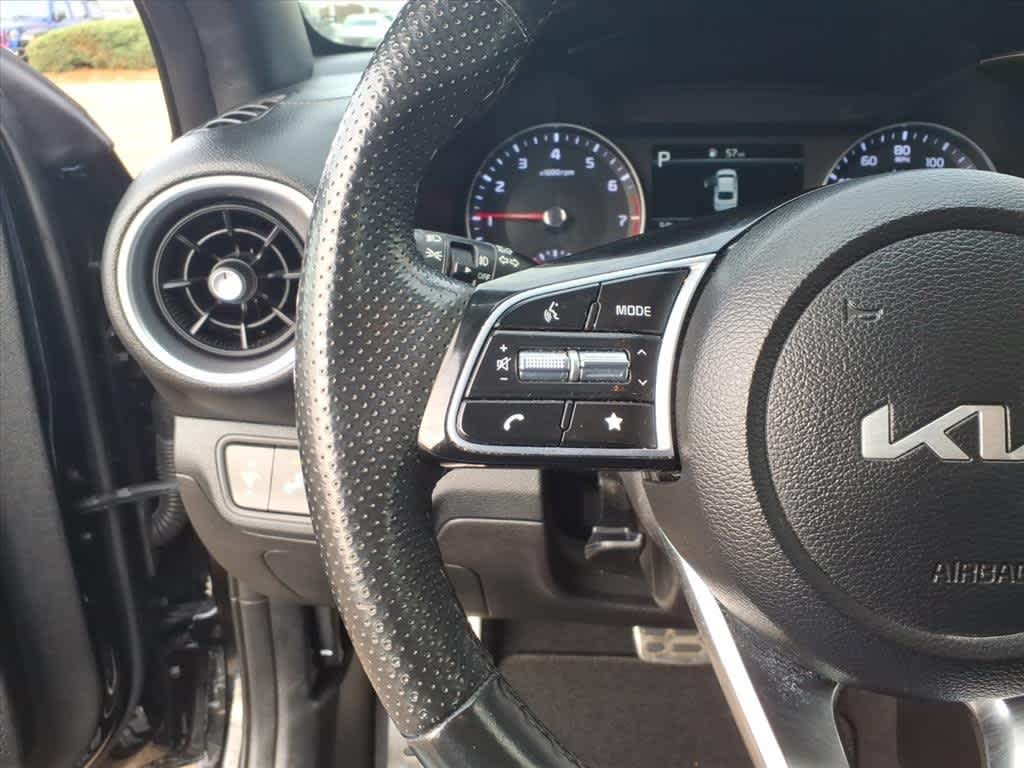 Thumbnail: 2023 Kia Forte - 14