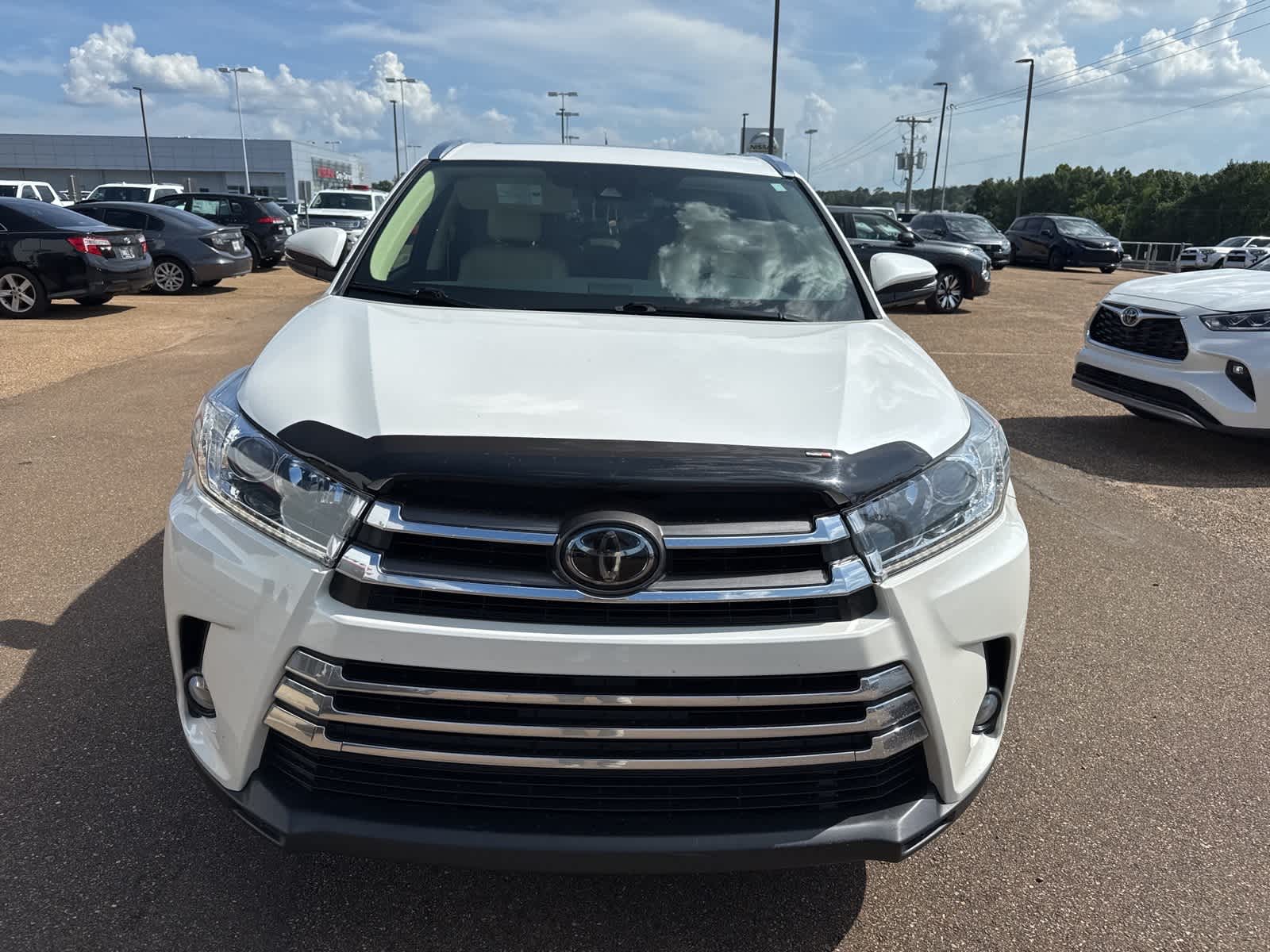 Thumbnail: 2017 Toyota Highlander - 2