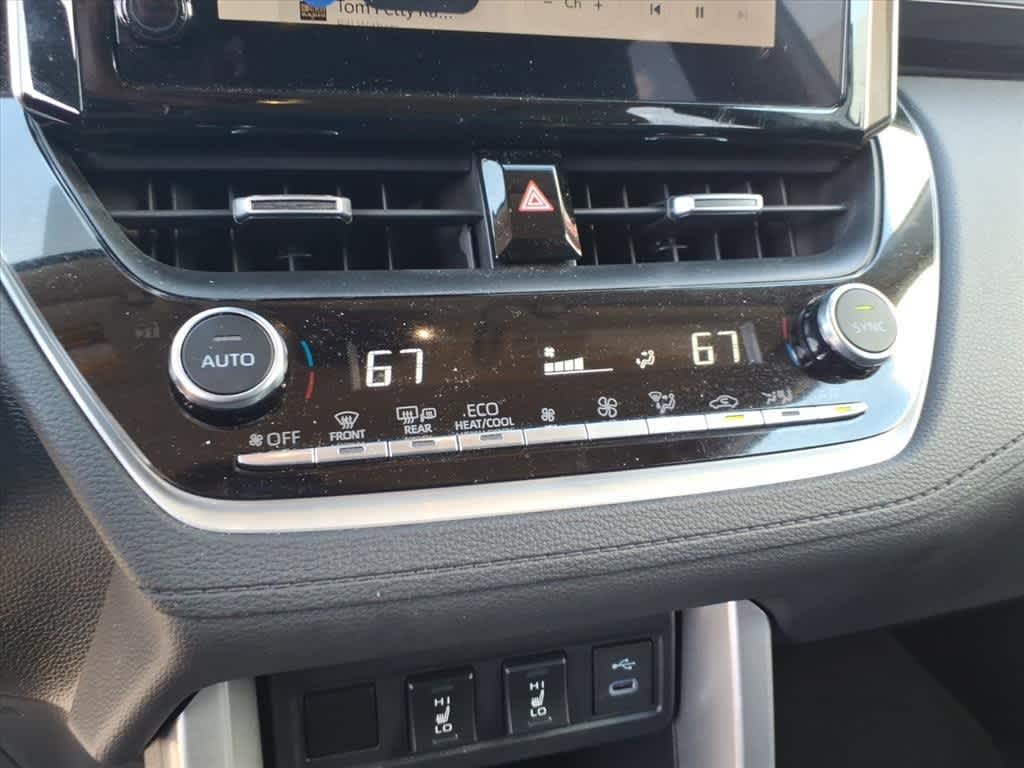 Thumbnail: 2023 Toyota Corolla Cross - 19