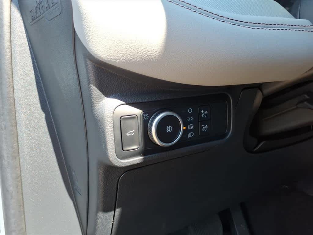 Thumbnail: 2025 Ford Explorer - 14